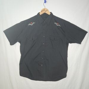Rock Steady Men's Black Embroidered Roses Short Sleeved Shirt Size Large
